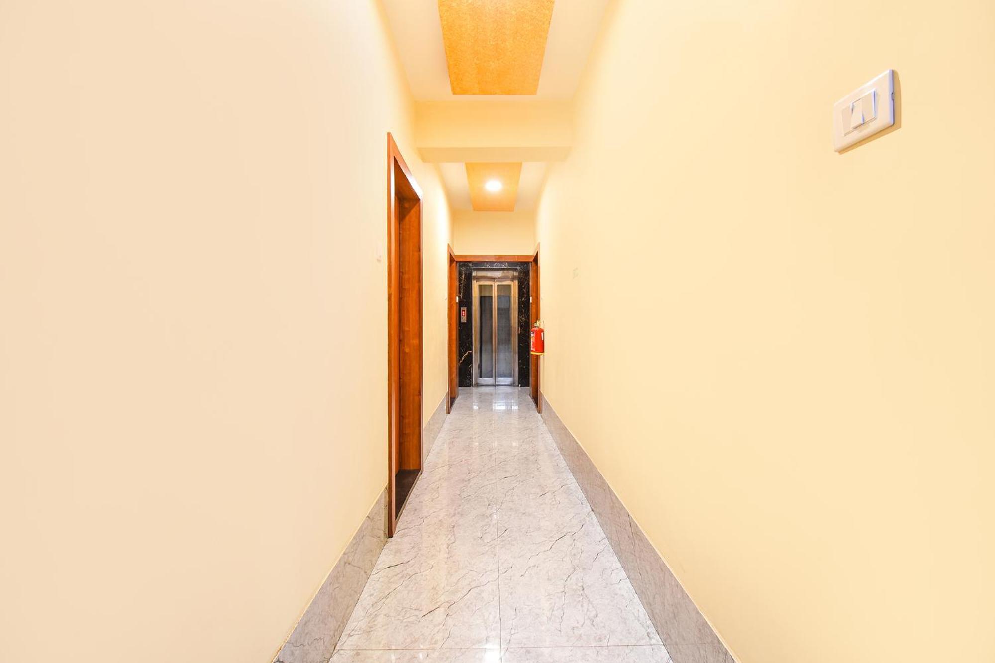 Fabhotel Prime Kharadi Residency - Nr Lohgaon Púna Kültér fotó
