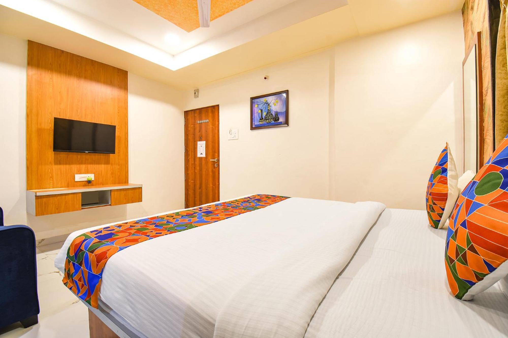 Fabhotel Prime Kharadi Residency - Nr Lohgaon Púna Kültér fotó